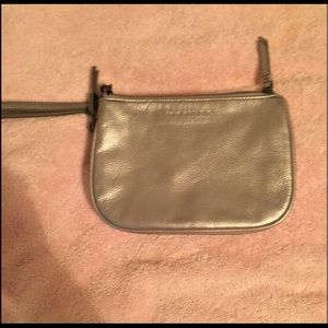 Banana republic detachable handle clutch one size